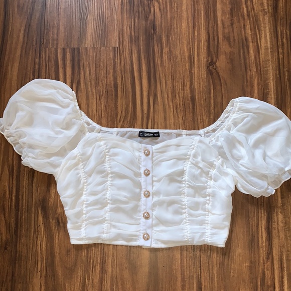 $Button Front Ruched Solid Top - Picture 7 of 10